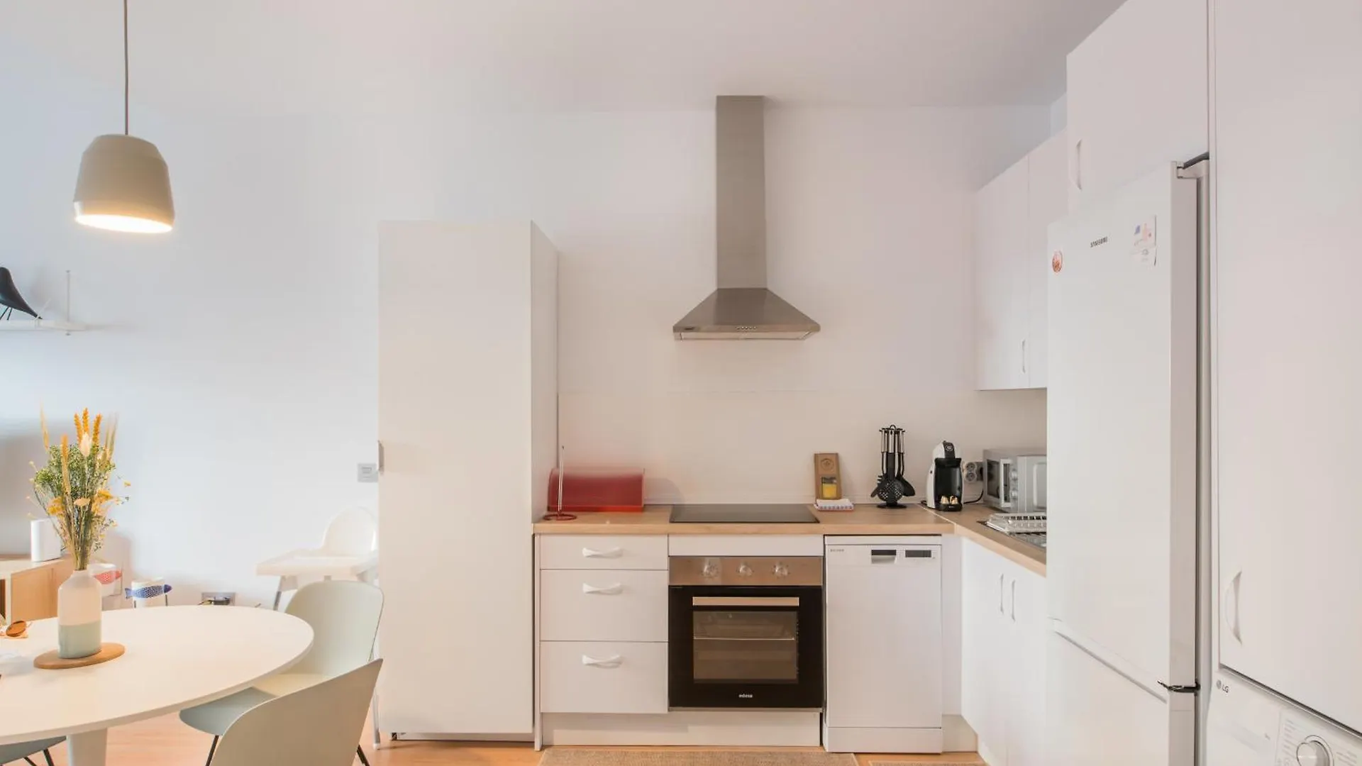 Cozy Modern Flat Terrace 2 Bedrooms 2 Bathrooms Màlaga