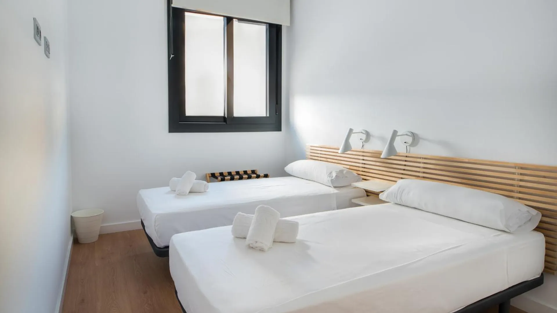 Apartment Cozy Modern Flat Terrace 2 Bedrooms 2 Bathrooms Malaga