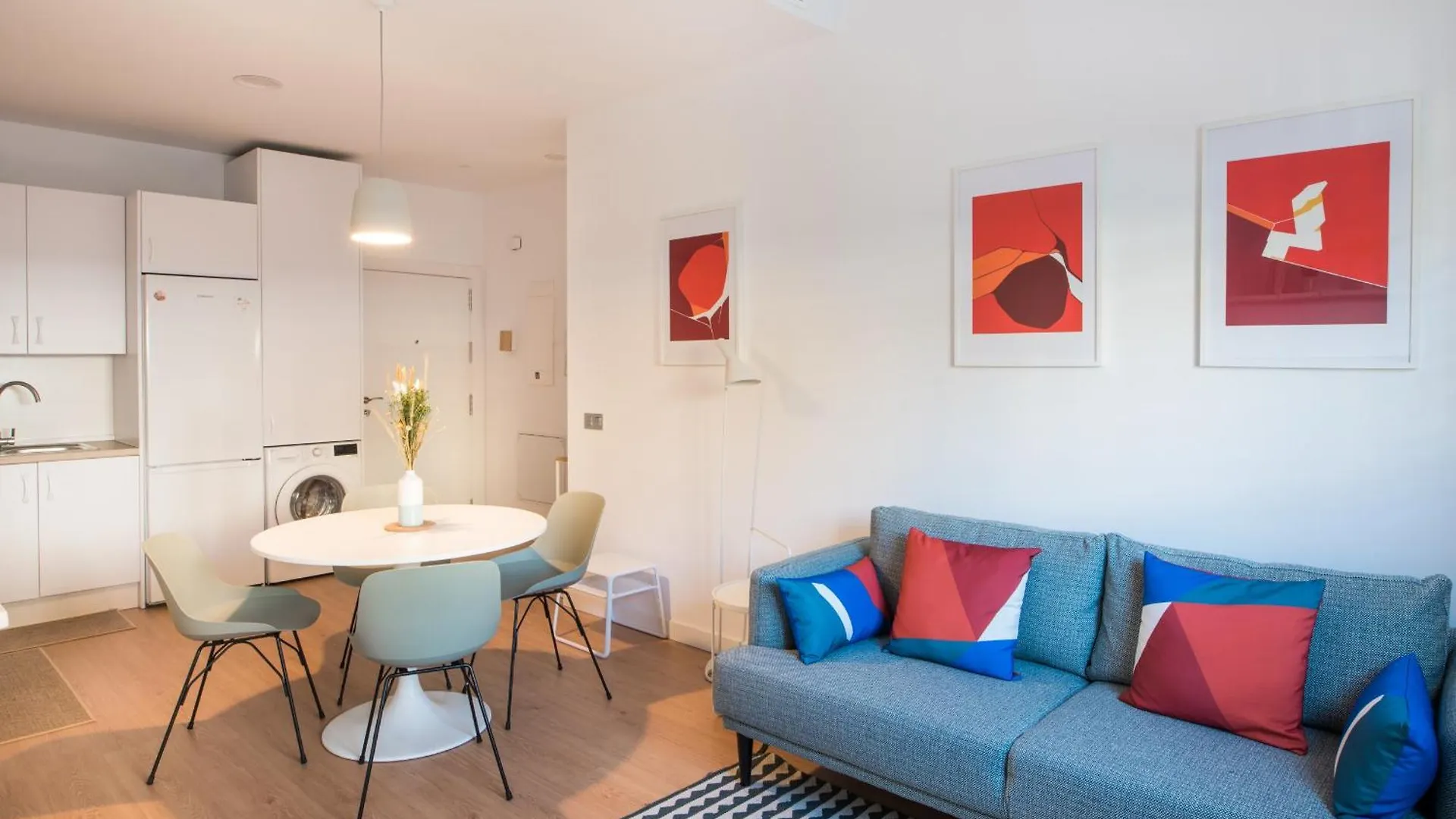 Apartment Cozy Modern Flat Terrace 2 Bedrooms 2 Bathrooms Malaga